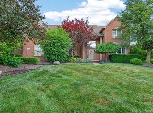 47100 Tania Ct, Plymouth, MI 48170