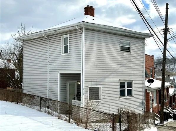 220 Bruce St, Mc Kees Rocks, PA 15136