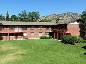 911-933 Portland Place