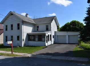 92 4th St, Hallstead, PA 18822