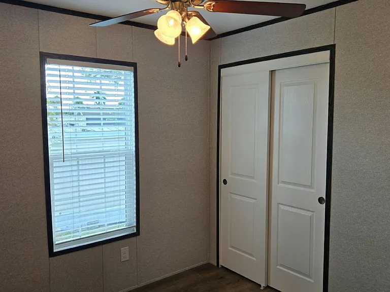 4401 Hitzing Ave #84 — Photo 10