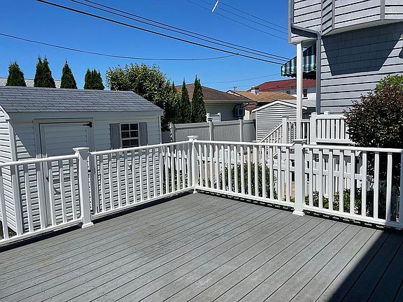 5th image of 206 N Thurlow Ave