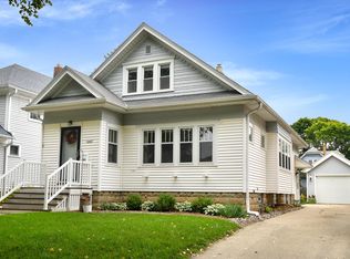 2446 N 67th St, Wauwatosa, WI 53213