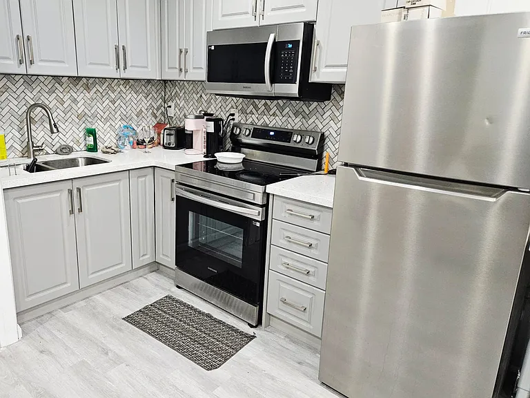 2406 Cashmere Ave #BASEMENT — Photo 3