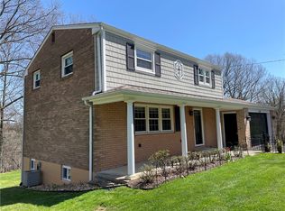140 Woodland Dr, Aliquippa, PA 15001