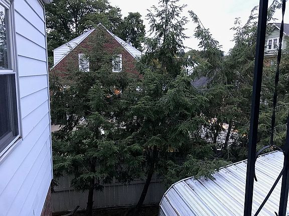 5th image of 2020 Washington Ave