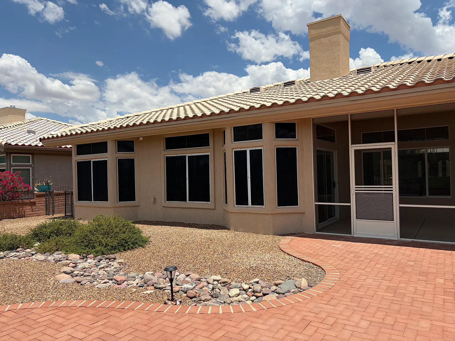 2 bed, 2.5 bath, 2034 sqft, $3,000 — Photo 3
