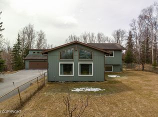 2050 E Black Bear Dr, Wasilla, AK 99654