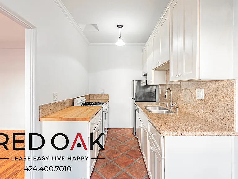 660 S Cochran Ave #108 — Photo 8