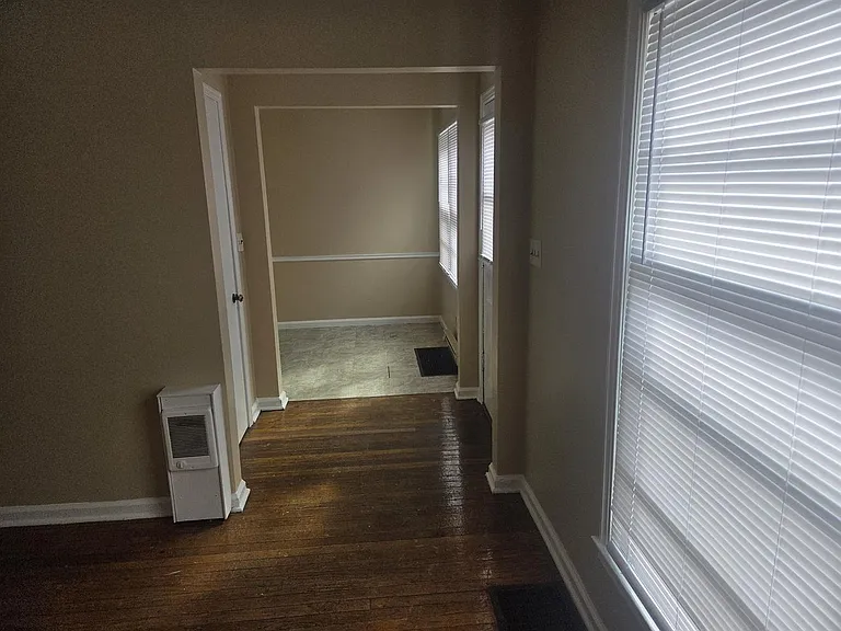 679 Woodruff Place East Dr — Photo 4