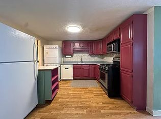 121 Spring St #1, Cambridge, MA 02141