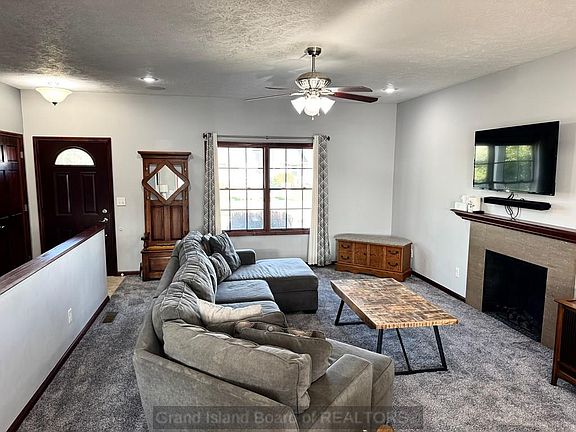 3rd image of 1128 Sagewood Ave