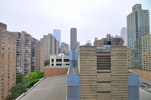 Rented by Nest Seekers International | media 55