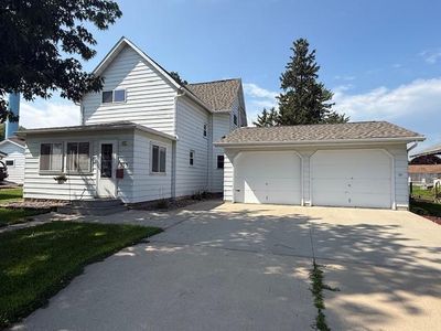 307 E Main St, Caledonia, MN, 55921