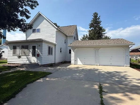 307 E Main St, Caledonia, MN 55921