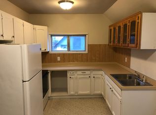 209 N C St APT 3, Aberdeen, WA