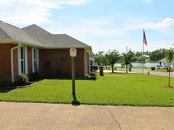 2nd image of 12456 Pinehurst Ct