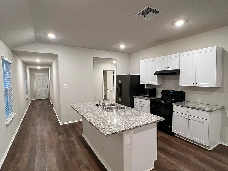 157 Middle Green Loop — Photo 10