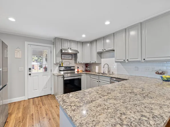 9759 N Nash St, Middlesex, NC 27557
