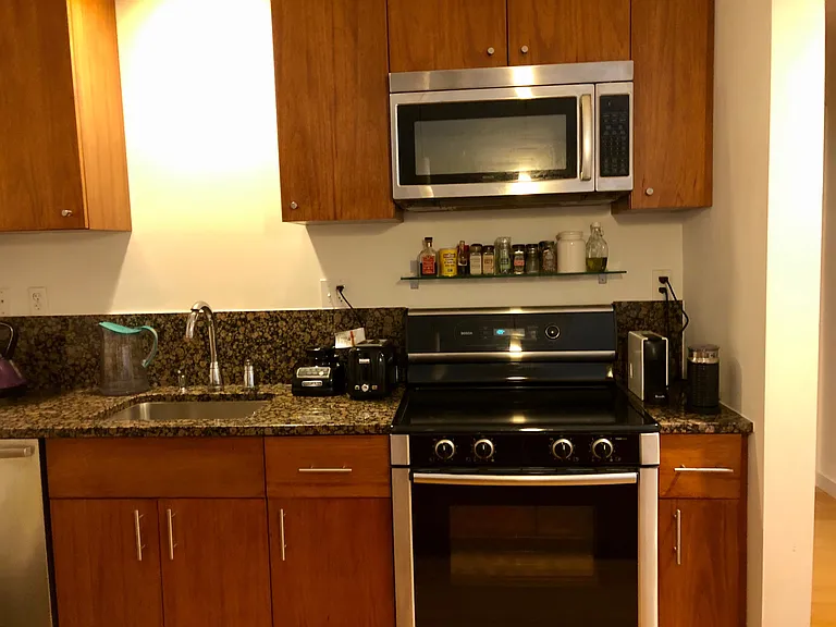 18 Miner St #303 — Photo 7
