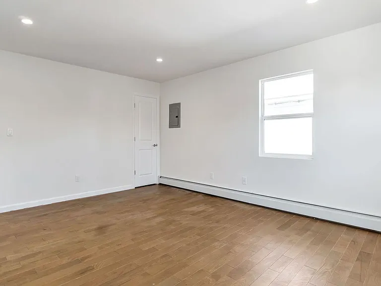 34 N Maryland Ave #36 — Photo 17