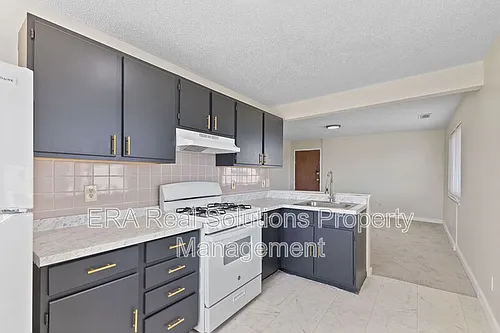 7875 Reading Rd #1 Photo 1