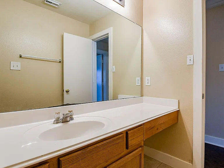 5830 Silver Oak — Photo 24