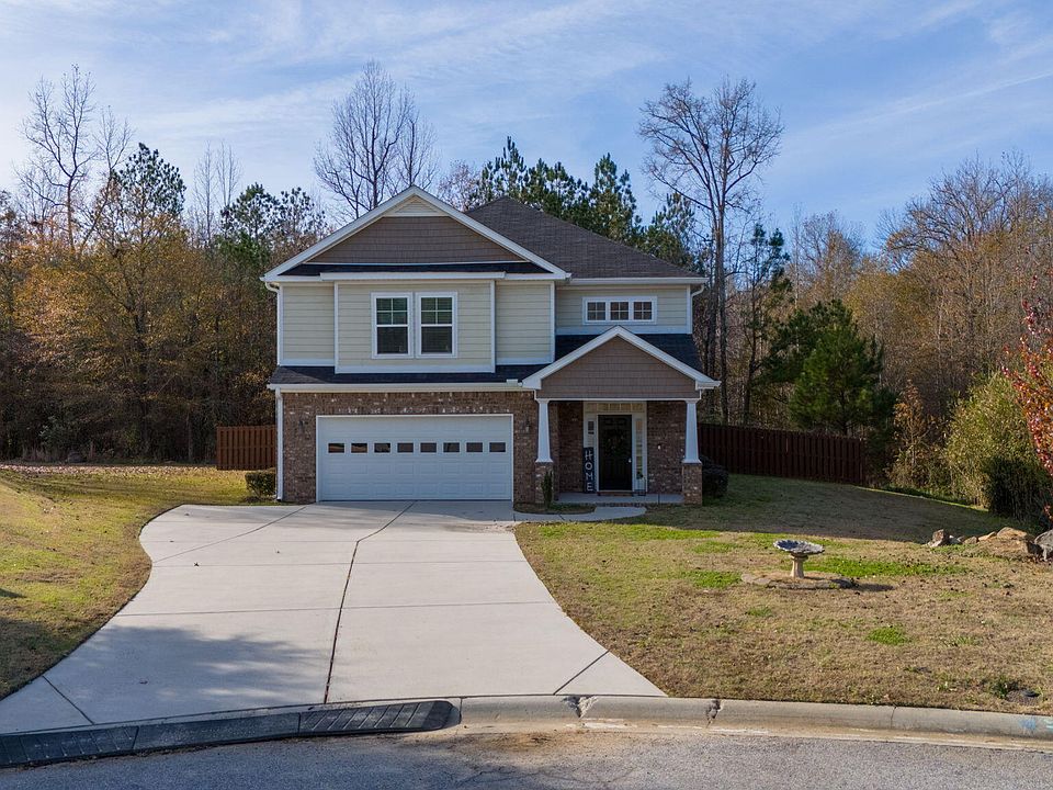 1st image of 734 Oakwood Court