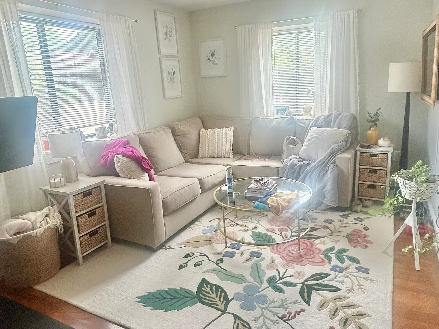 1 bed, 900 sqft, $1,300 — Photo 3
