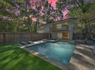 17 Kittiwake Ct, Spring, TX 77380