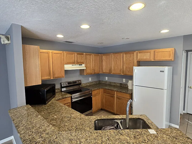 4452 Great Harbor Ln — Photo 21