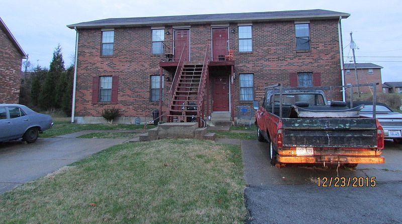 1st image of 429 Woodcreek Dr APT 4