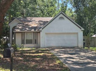 1878 Folkstone Road, Tallahassee, FL 32312