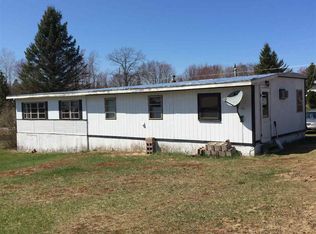 532 Meadowbrook Ln, Marquette, MI 49855