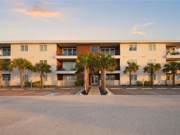 630 Center Sq W #203, Port Aransas, TX 78373