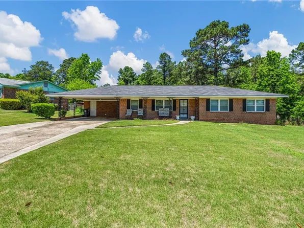 2804 9th Pl, Phenix City, AL 36869