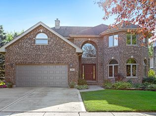 741 Woodcrest Ln, Lemont, IL 60439