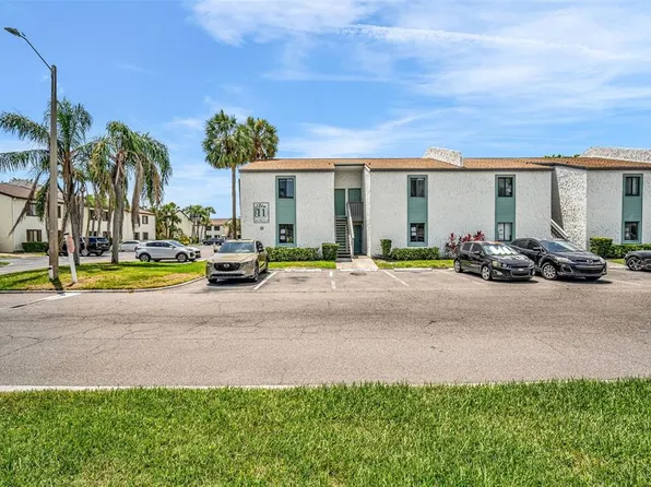 776 116th Ave N APT 1110, Saint Petersburg, FL 33716