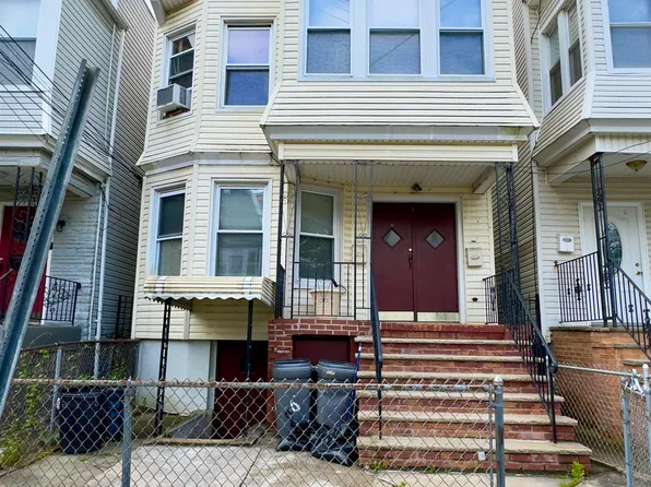 6 Apollo Street image 2 of 38