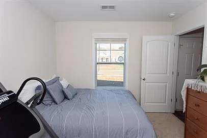 415 Conifer St — Photo 9