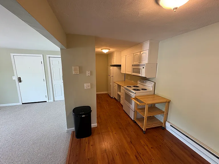 451 School St #12 — Photo 7