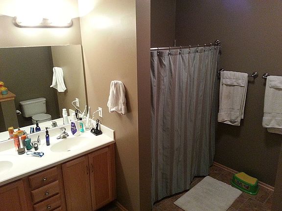 5th image of 3712 Wooddale Ave Unit 11