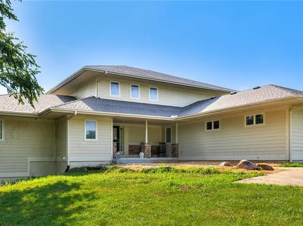 16171 Fishing River Rd, Lawson, MO 64062