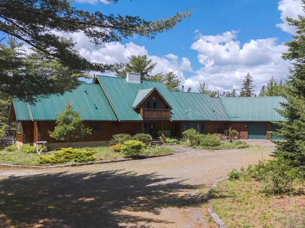 1591 Newburne Rd, Lunenburg, NS B0R 1A0