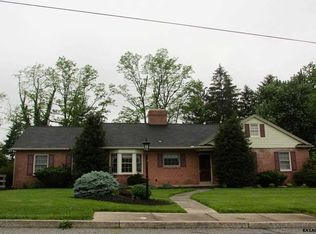 720 S Pine St, Red Lion, PA 17356