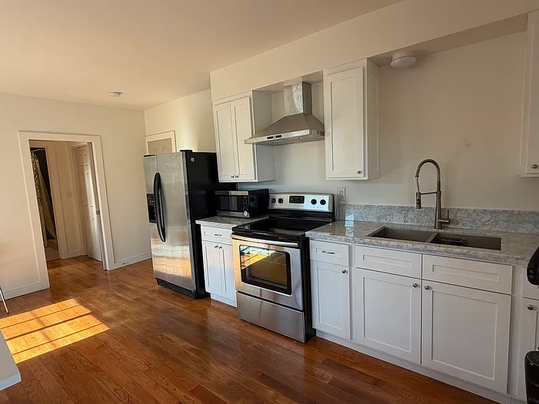 2341 Oak Park Rd #1/2 — Photo 3