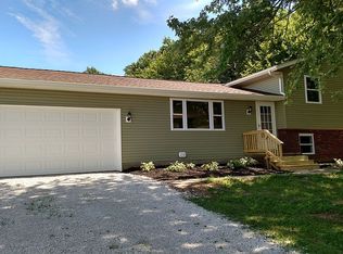 7288 Bethel Rd, Gambier, OH 43022