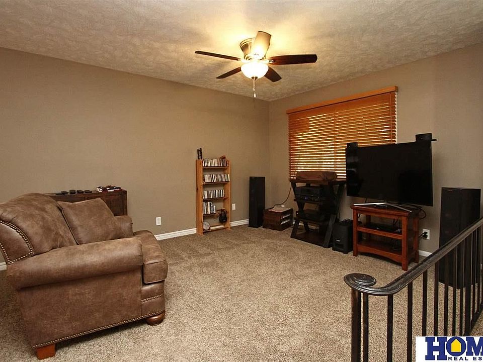 109 Laura Ln, Ceresco, NE 68017 Zillow