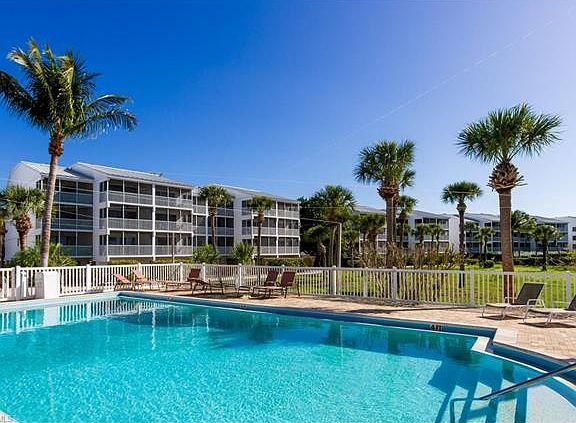 2nd image of 2324 Beach Villas