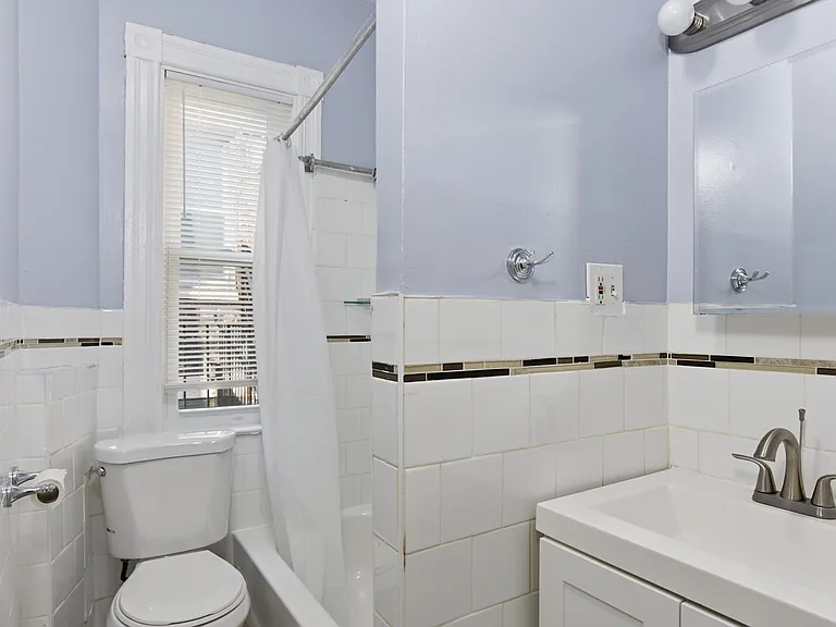3 Moreland St #3 — Photo 6